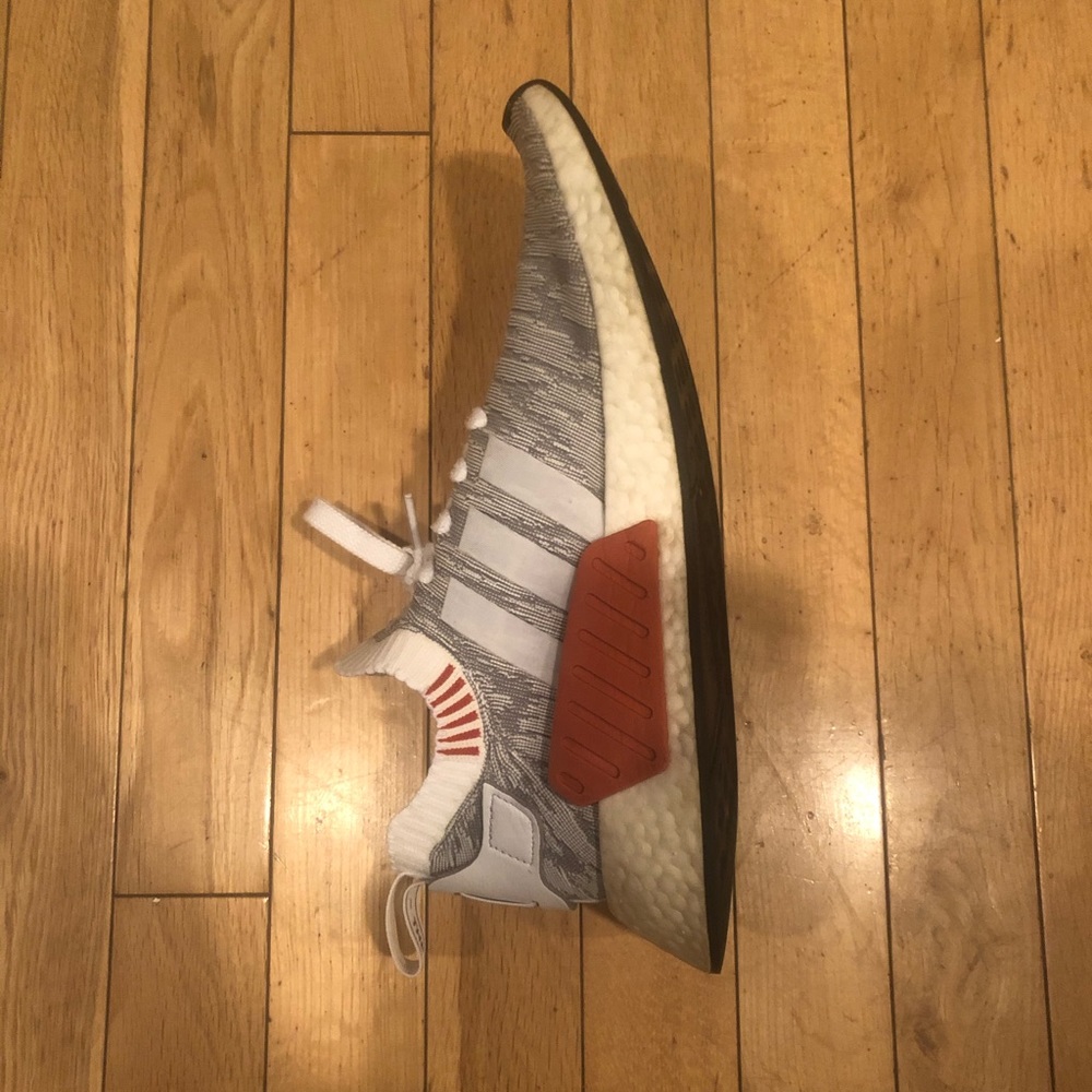 Adidas NMD R2 - Picture 4 of 4
